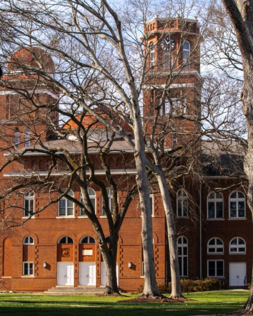 Happy Spring Semester FDOC!! ☀🌱🌻
◦
◦
◦
#erskine #upstatesc #duewestsc #erskinealumni #greenvillesc #greenwoodsc #collegelife #campusvibes #collegecampus #collegestudents #collegebound #collegeexperience #collegegoals #studentlife #campusevents #studygram #campusinspo #collegecommunity #campusgoals #campusphotography #collegestudytips #southcarolina #dormlife #simpsonvillesc #columbiasc #collegefootball