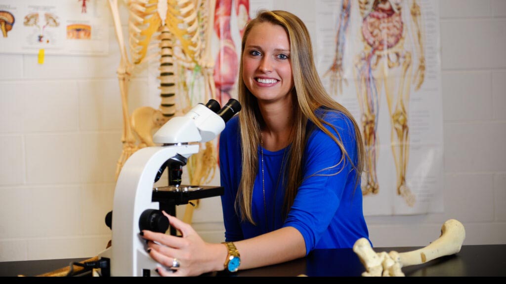 Major in Biology at Erskine!