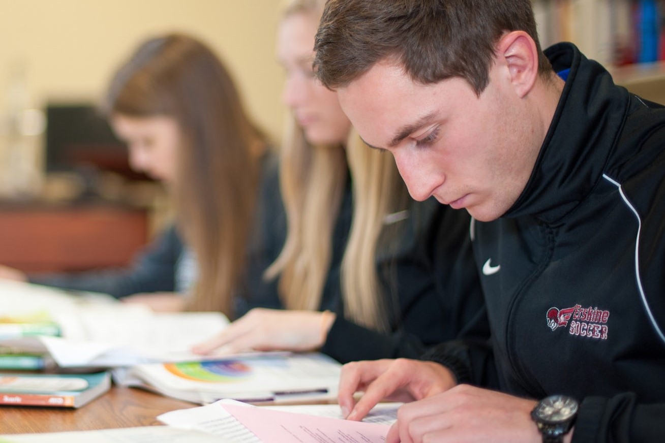 Major in Business Administration at Erskine!