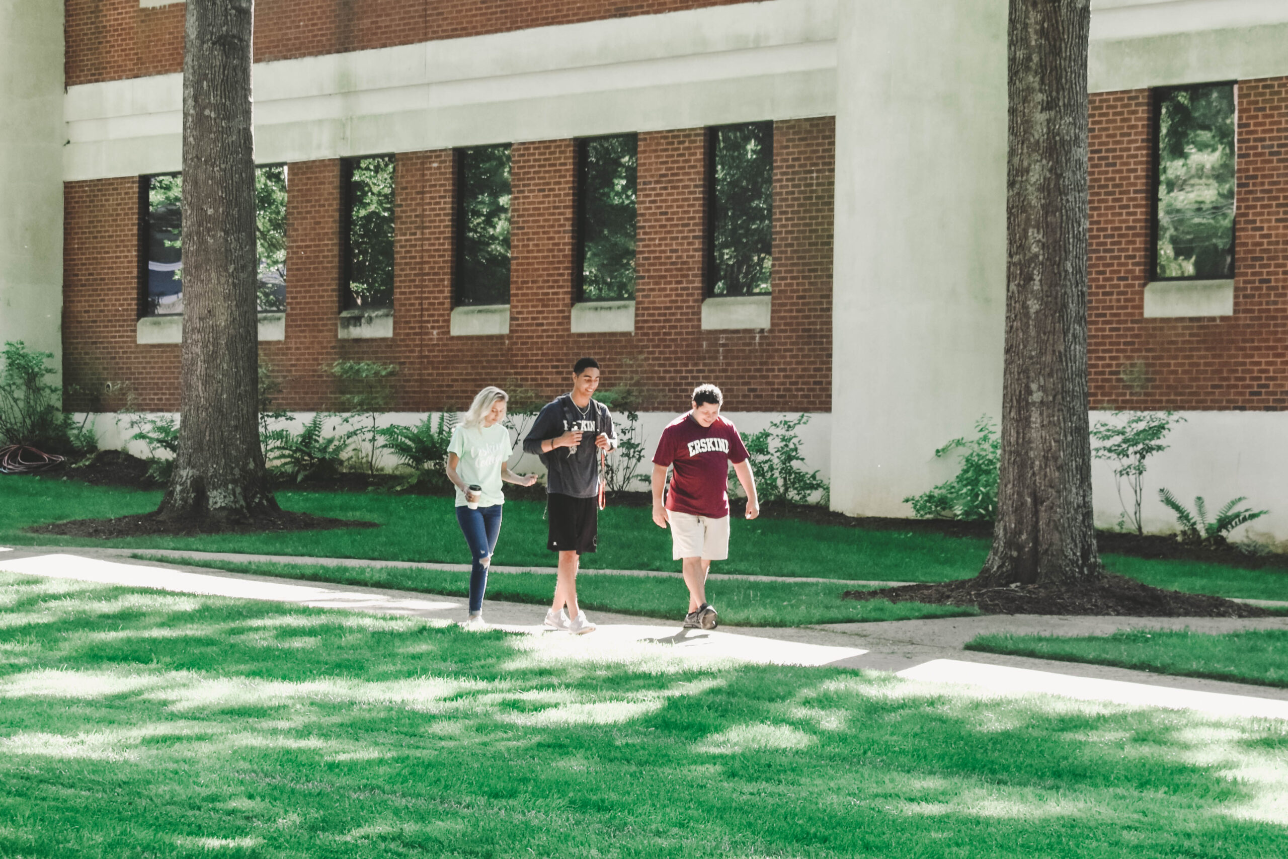 Students walk Erskine's campus