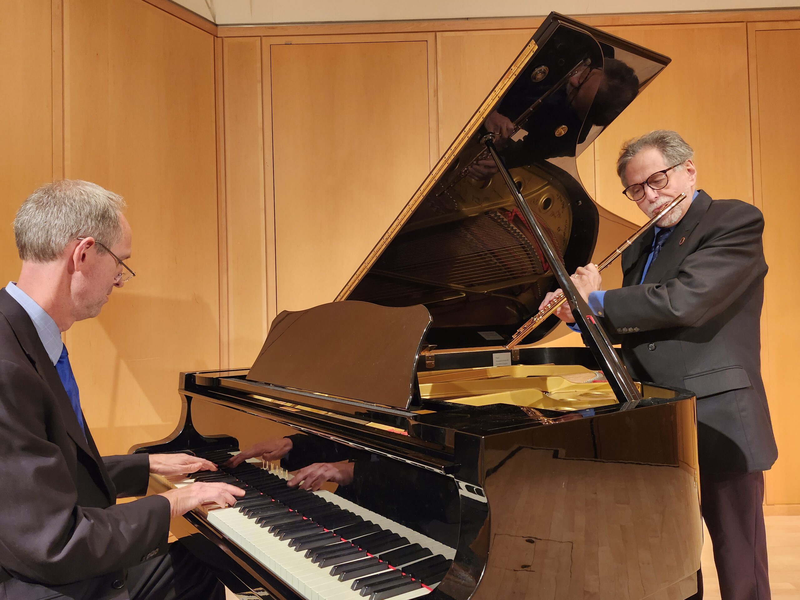 The Bloom/Funkhouser Jazz duo, playing the piano and the flute.
