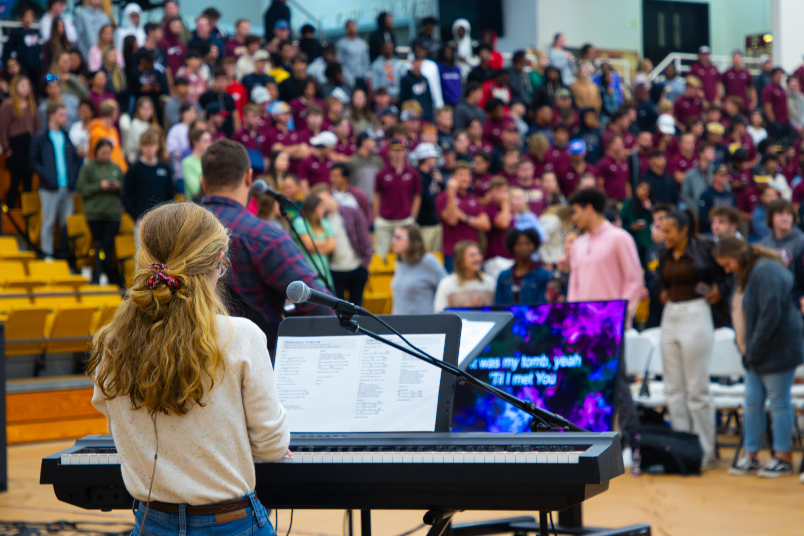 Students gather for Fleet Fellowship