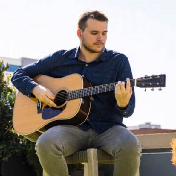 Singer/songwriter Trey Stephens