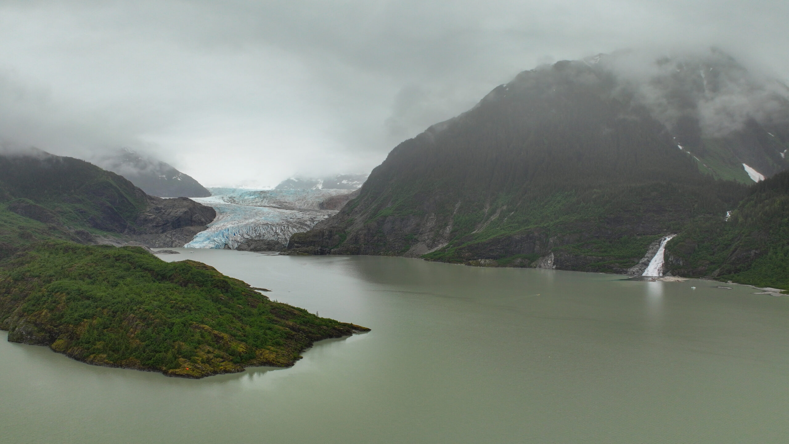 Juneau Mendenhall Lake