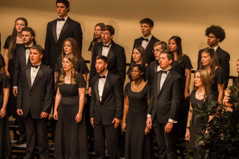 Choraleers singing