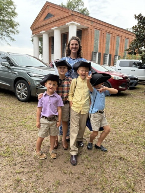 Children in tri-cornered hats at Salem's America 250